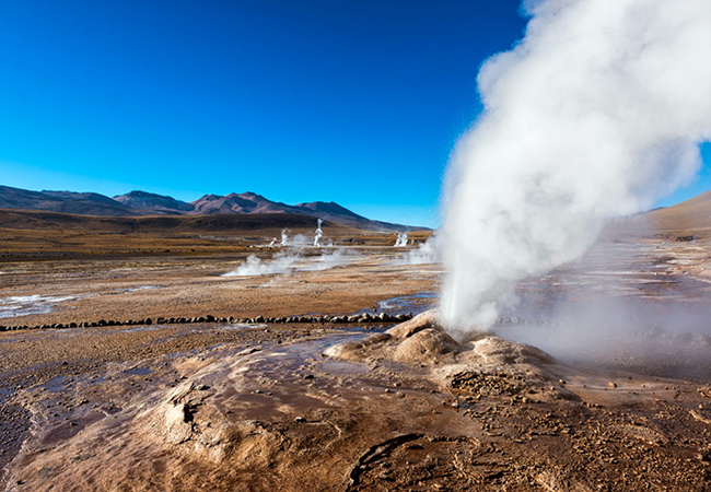 vedere I geyser nel deserto di Atacama