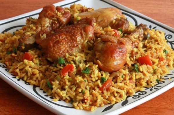 Il piatto tradizionale di Ras Al Khaimah: il Machboos