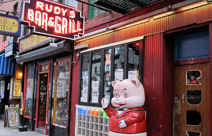 Rudy's Bar & Grill quartiere di Hell's Kitchen a New York 