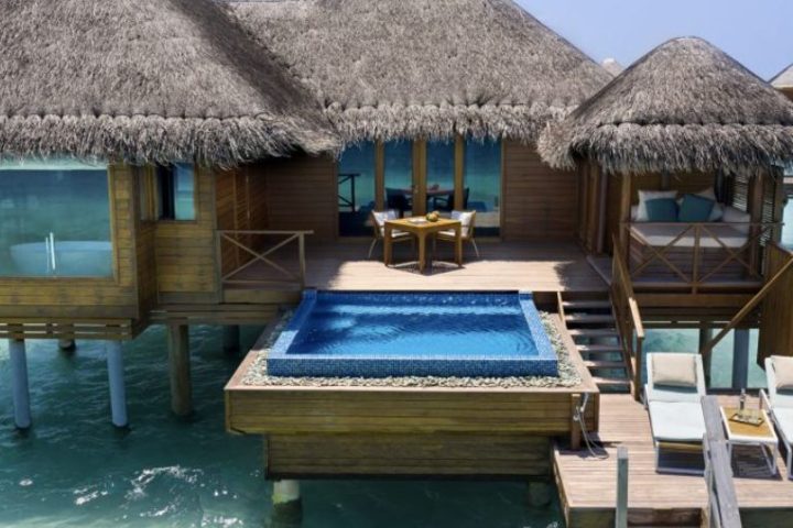 bungalow overwater suite huvafen fushi maldive
