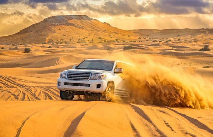 Safari esclusivo nel deserto viaggio a Dubai