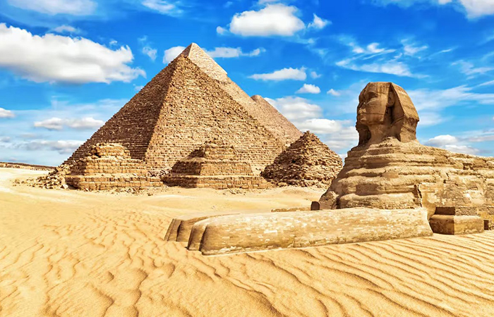 vedere la Grande Piramide di Giza