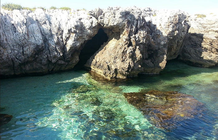 Grotta dell’Amore vacanze a Favignana